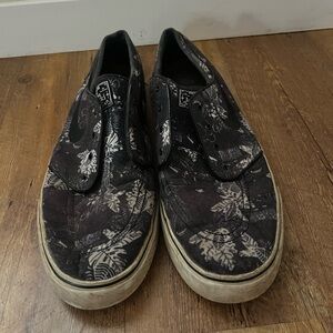 Nike Janoski Sneakers